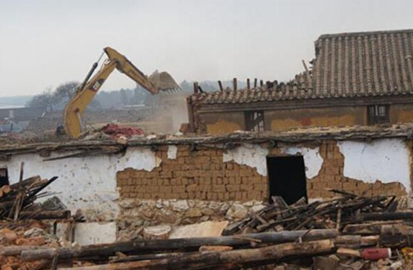 宅基地拆遷時(shí)，繼父是否能夠得到<a href=http://www.gj341jr.cn/jingyun/casefwcq/ target=_blank class=infotextkey>拆遷安置</a>補(bǔ)償款？
