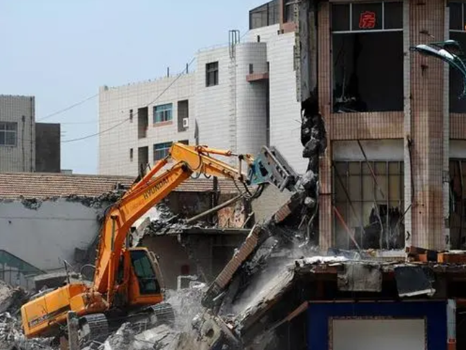 【京云<a href=http://www.gj341jr.cn/team/ target=_blank class=infotextkey>拆遷律師</a>】被征收房屋的價值到底多少算是合適？由誰說了算？
